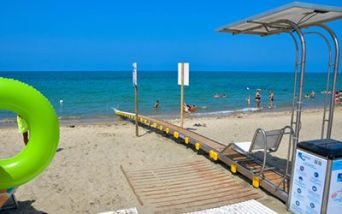 Disabilità: un progetto su spiagge accessibili