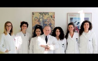 Il gruppo di ricerca del prof. Antonio Rosato (al centro)